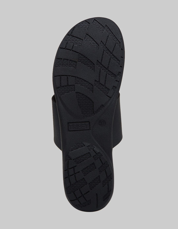 Triset Y-Strap Flat Sandals