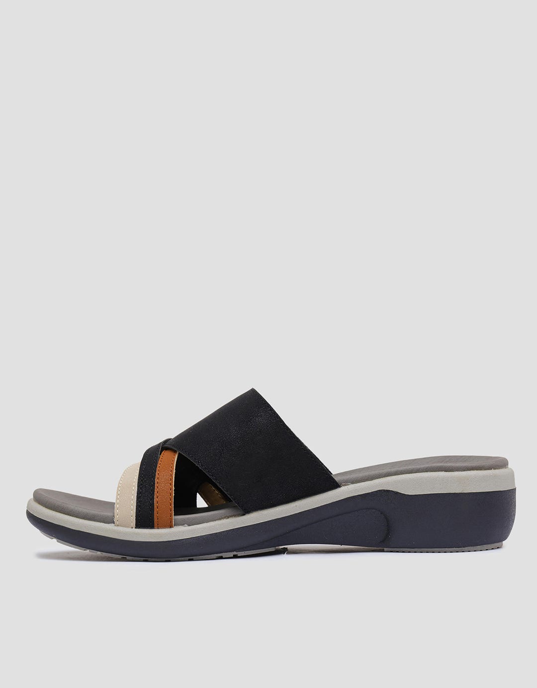 Triset Three Tone Color Strap Women's Wedge Sandals
