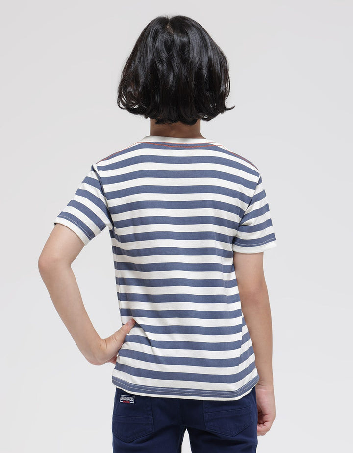 Little M Stripe Kantong Aplikasi Kaos Lengan Pendek Anak Laki-Laki