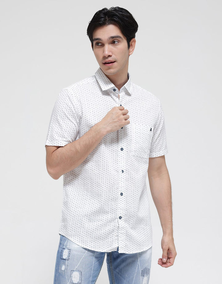 Lois Classic Plain Kemeja Pria