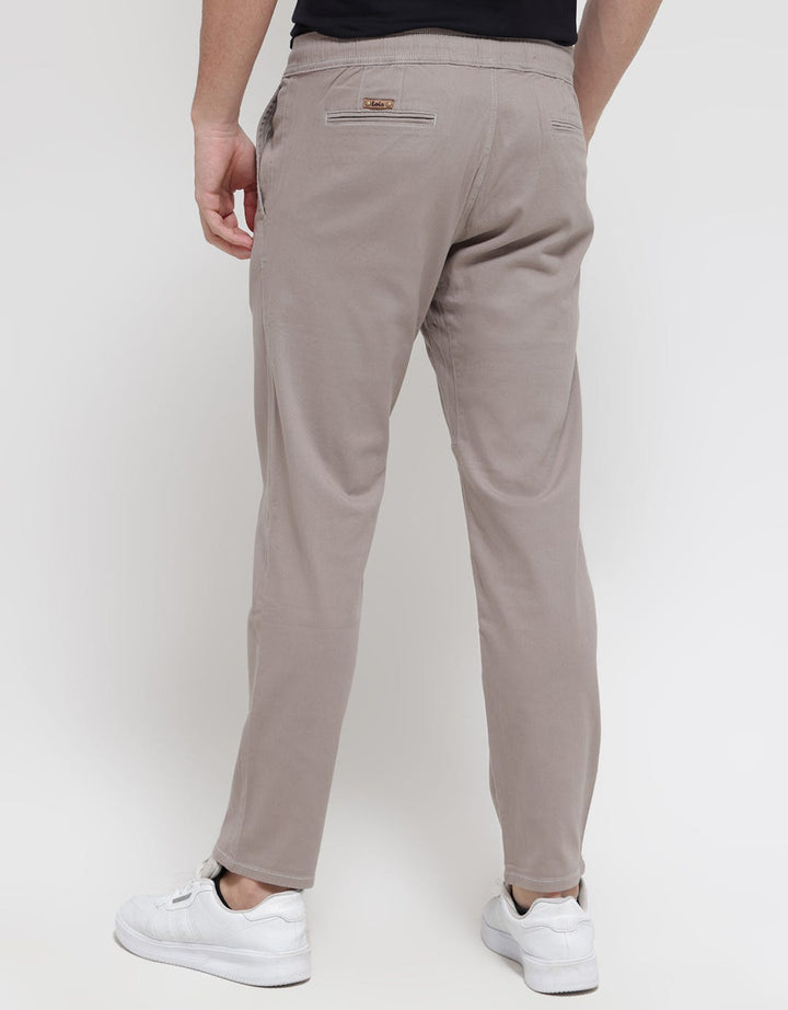 Lois Cotton Twill Fashion Fit