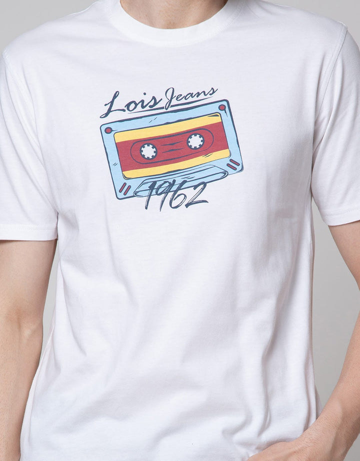 Lois Kaset Print Kaos Casual Pria