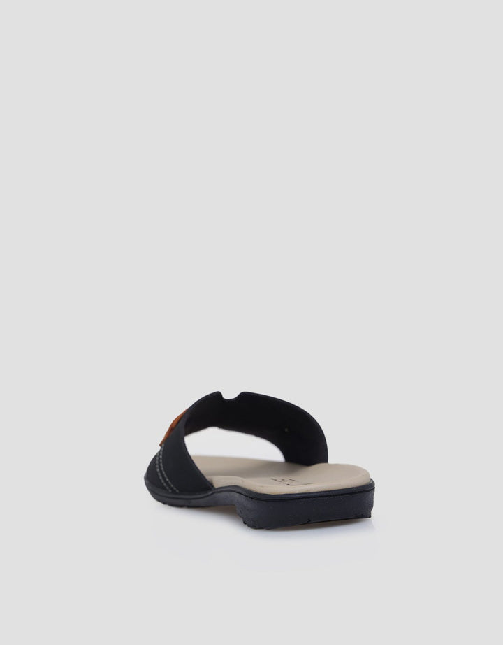 Triset Flat Sandals