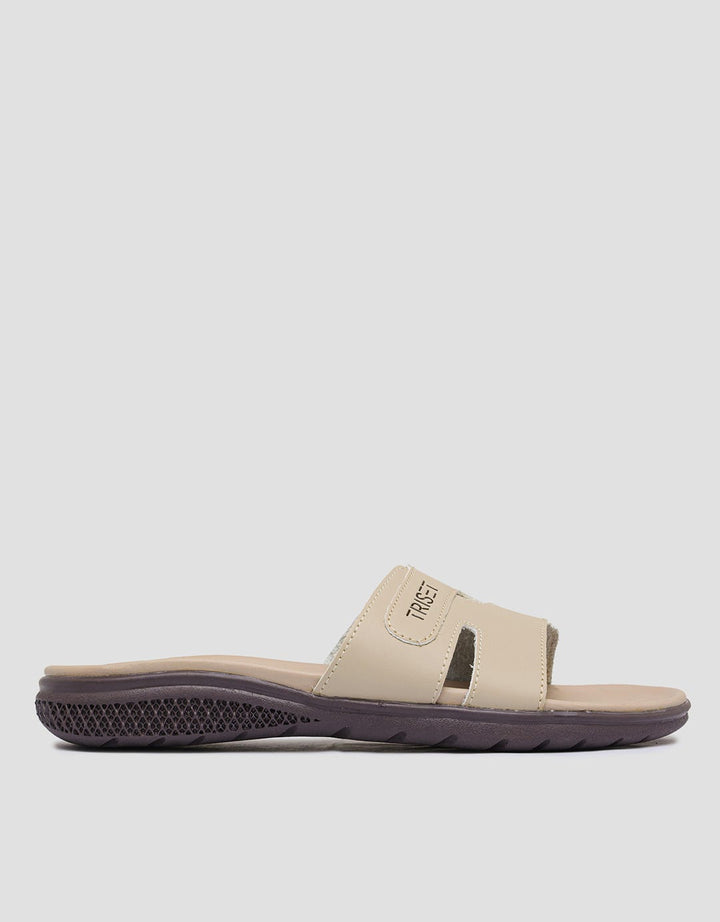 Triset Mini Logo Sandal Slipper Wanita