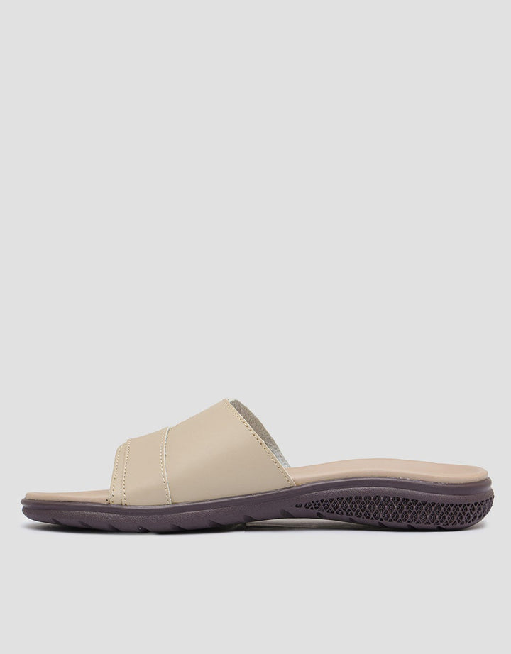 Triset Mini Logo Sandal Slipper Wanita