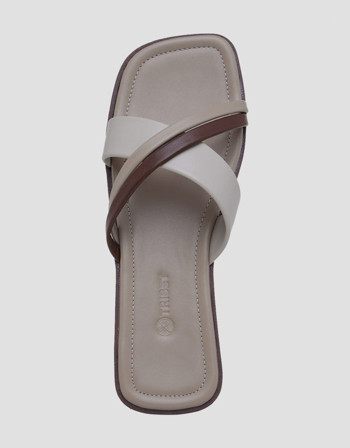 Triset Cross Strap Flat Sandals