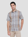 Cardinal Casual Motif Kotak Colorful Kemeja Pria