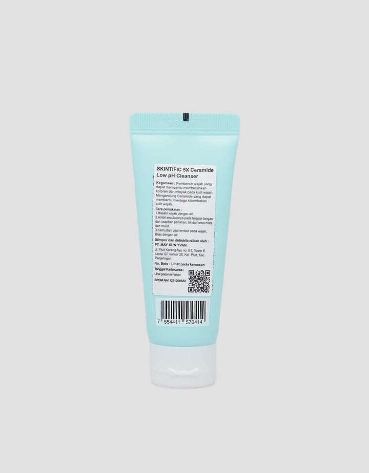 Skintific 5X Ceramide Low Ph Facial Cleanser Travel Size 15 g