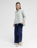 Triset Laces Collar Blouse Wanita