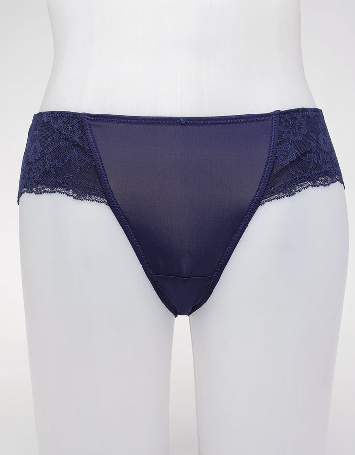 St. Yves Lace Detail Midi Panty Women's Underwear