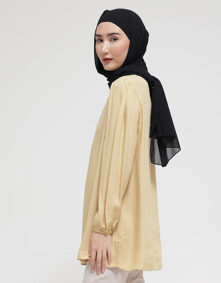 Annisa Blouse Plain With Gather On Chest