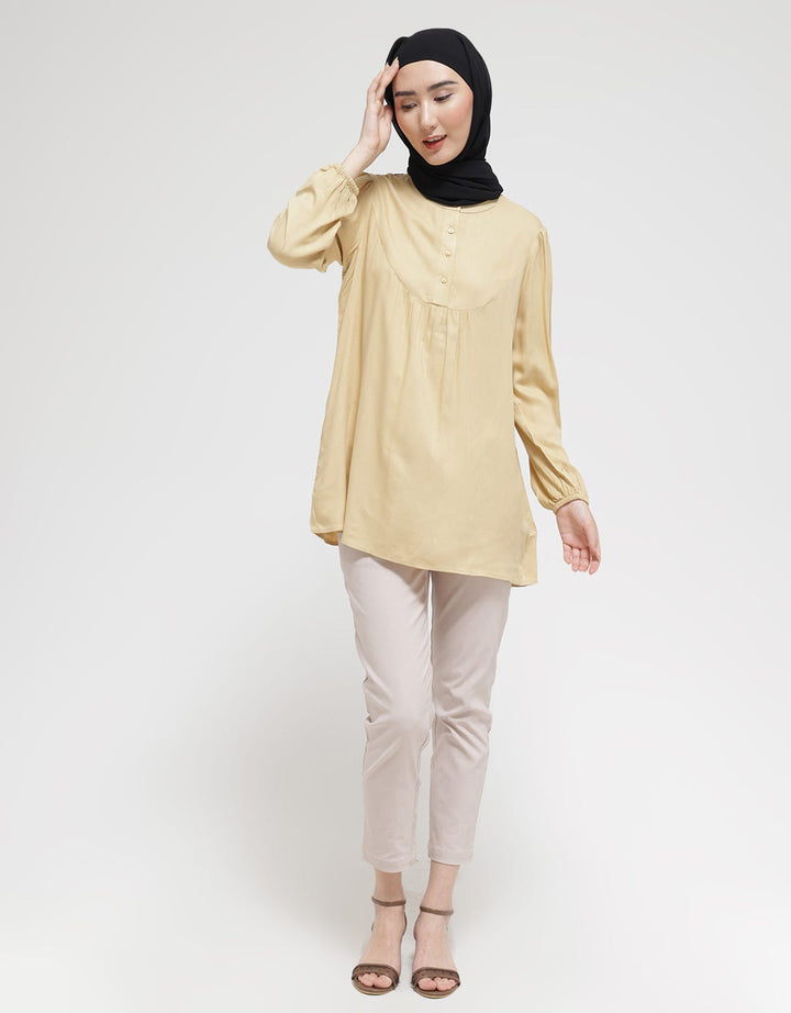 Annisa Blouse Plain With Gather On Chest