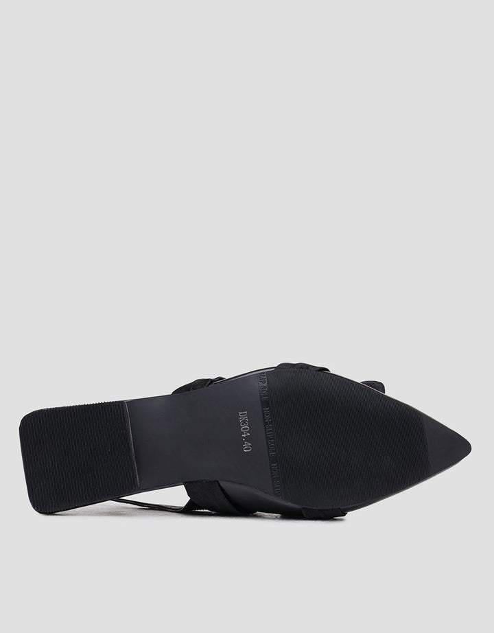 Details Ribbon Strap Sepatu Slingback Wanita
