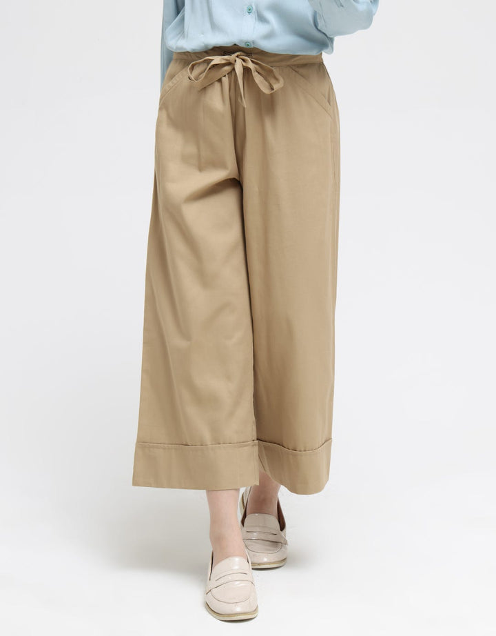 Details Long Pants With Front Ribbon 