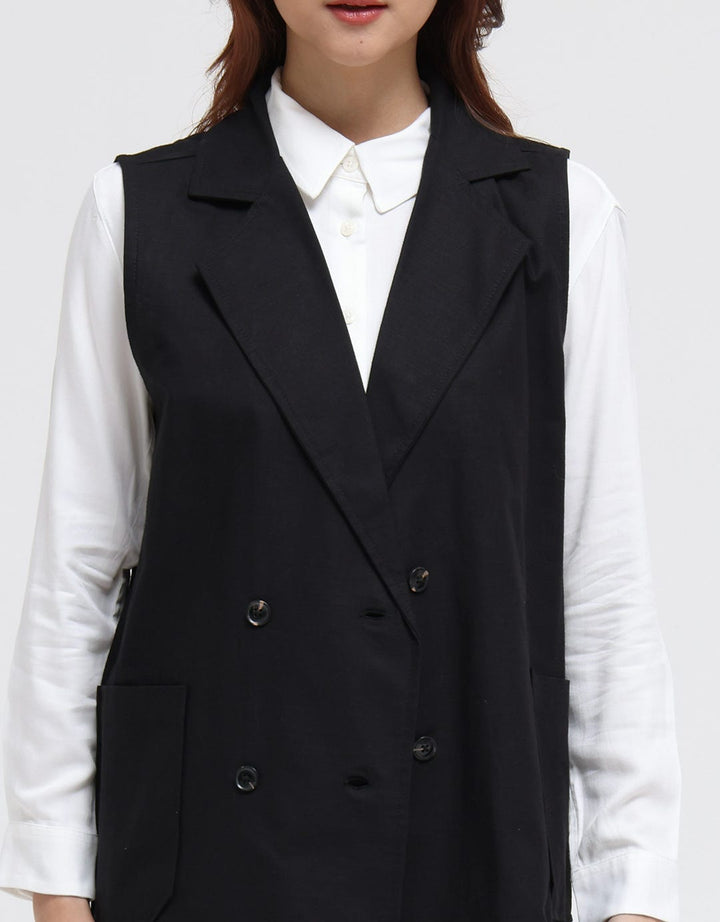 Details Long Vest With 4 Buttons