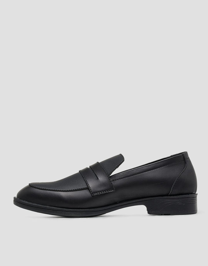 Yongki Komaladi Pantofel Classic Sepatu Pria