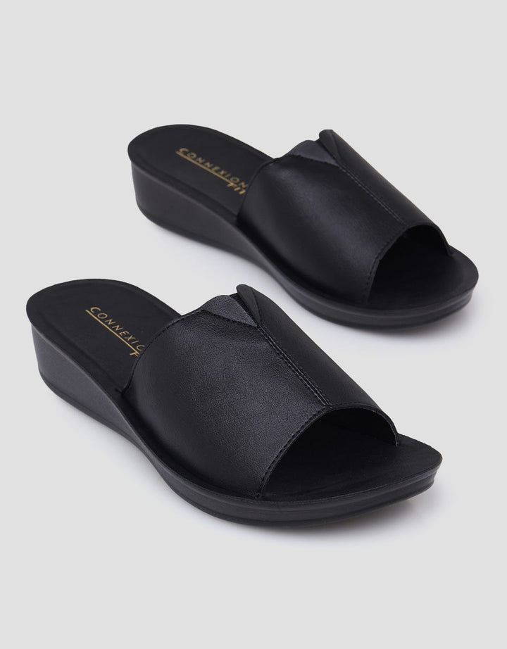 Connexion Slipper Sandals Women