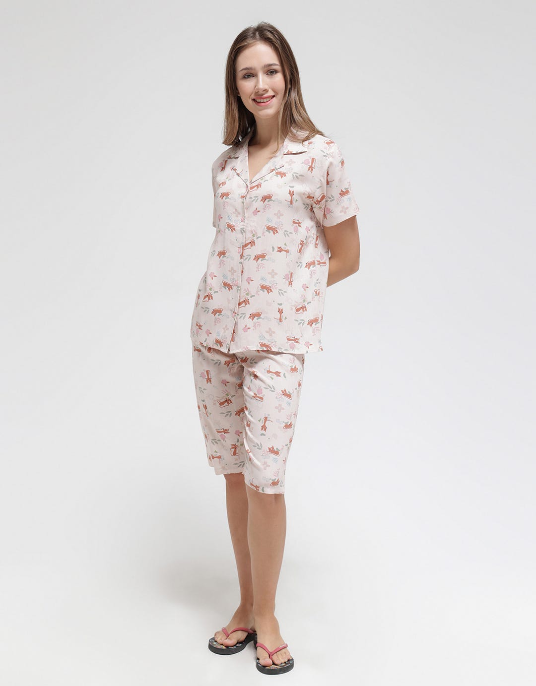 Nevada Short Sleeve Pajama Capri Pastel Cat