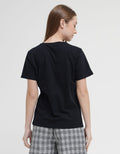 Details Wording Limited Edition Kaos Regular Wanita