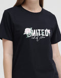 Details Wording Limited Edition Kaos Regular Wanita
