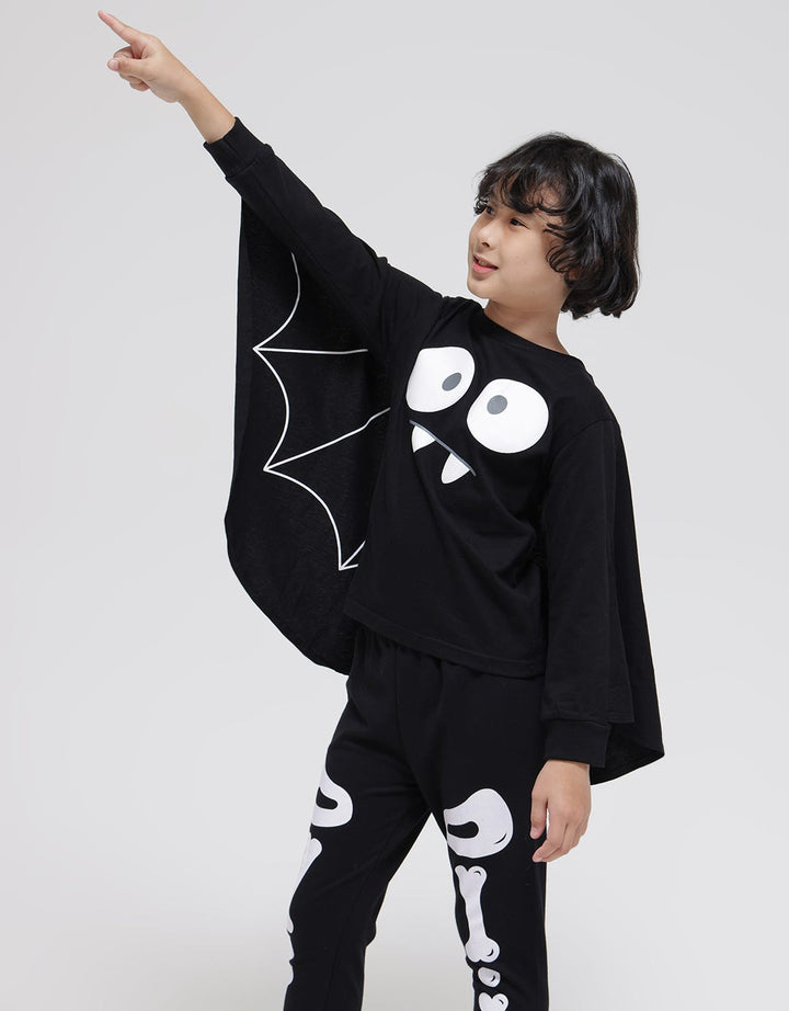Little M Long Sleeve T-Shirt Halloween Sayap Bat