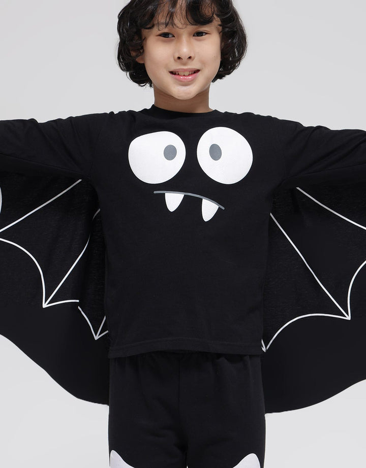 Little M Long Sleeve T-Shirt Halloween Sayap Bat