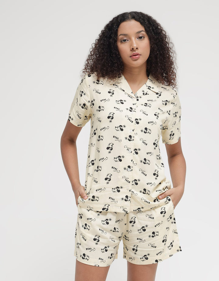Disney Short Sleeve Pajama Shorts Minnie Flowwer 100 Rayon