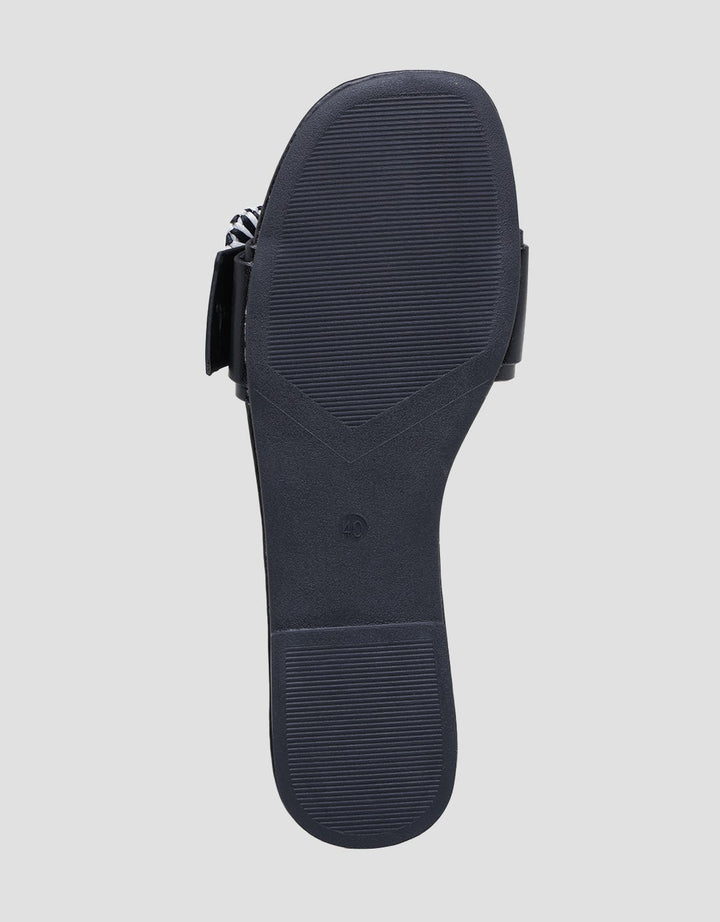 Connexion Buckle Strap Slipper Sandals Women