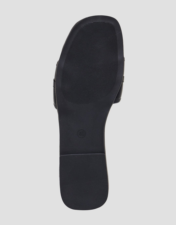 Connexion Gold Buckle Slipper Sandal Wanita