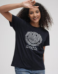 Nevada Regu Smile Check Kaos Wanita