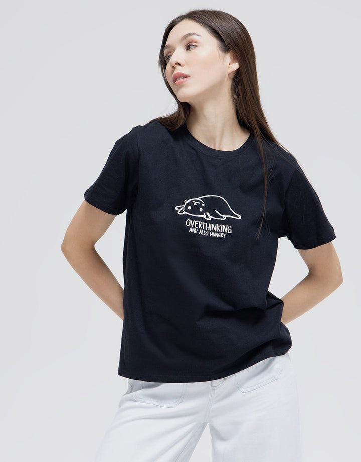 Nevada Overthinking Print Kaos Wanita