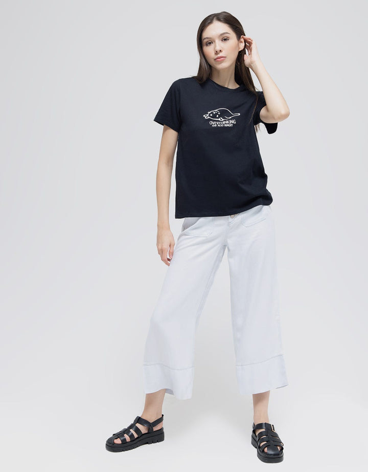 Nevada Overthinking Print Kaos Wanita