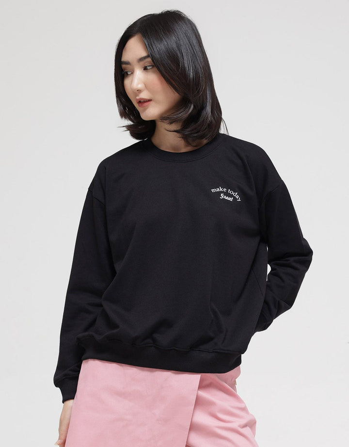 Nevada Sweatshirt Solid Make Today Great
