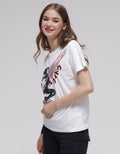 Marvel Black Widow Print Kaos Wanita