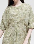 Eprise Yasmine Thalia Gamis