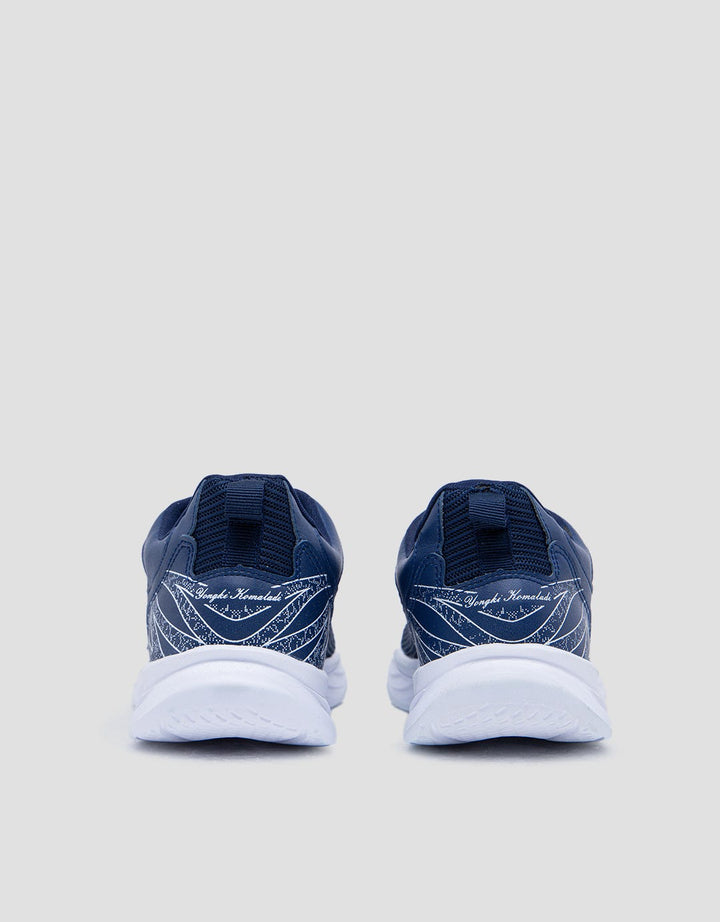 Yongki Komaladi Run Sneakers Pria