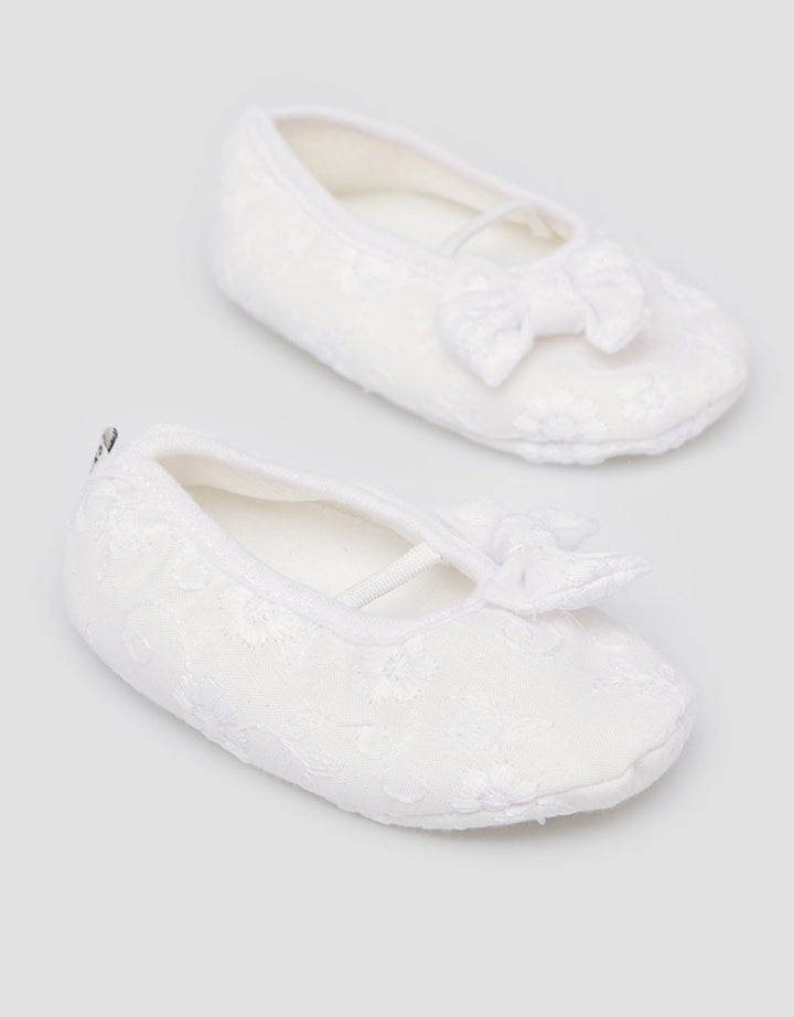 Pipiniko Shoes Newborn Lace