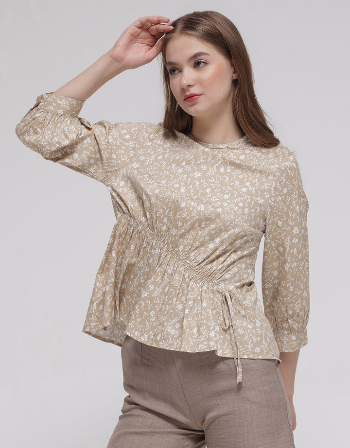 Details Assymetric Waist Blouse Panjang Wanita