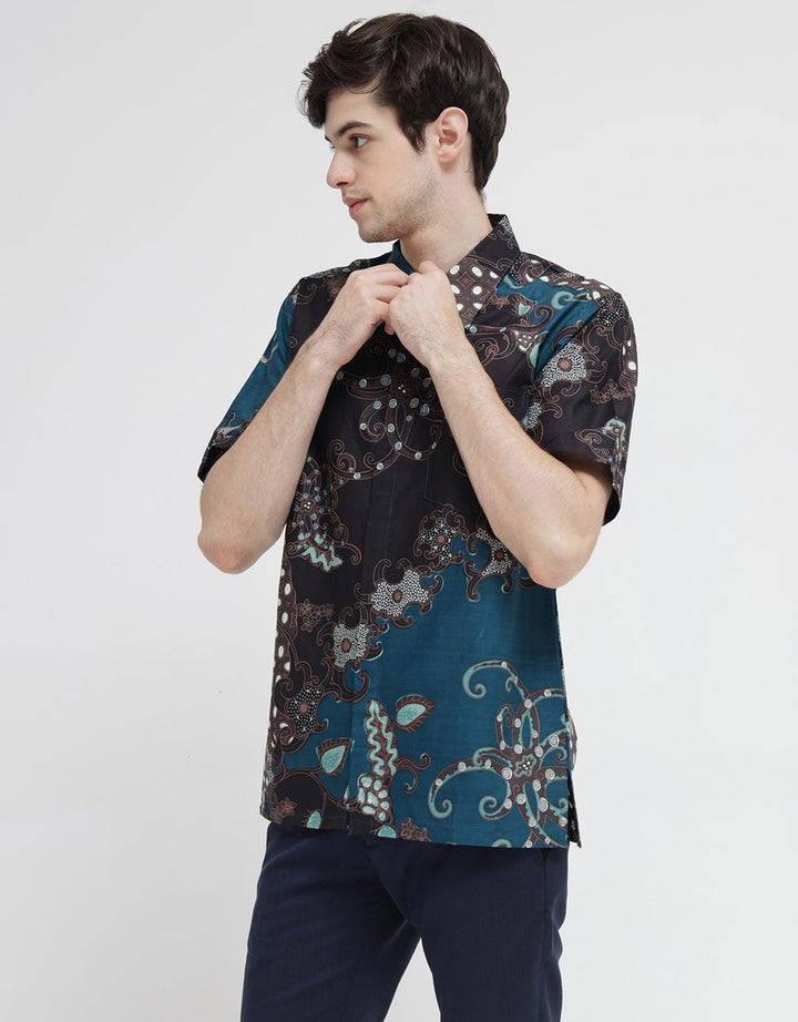 Arjuna Weda Hem Batik Cumik