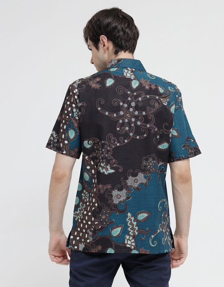 Arjuna Weda Hem Batik Cumik