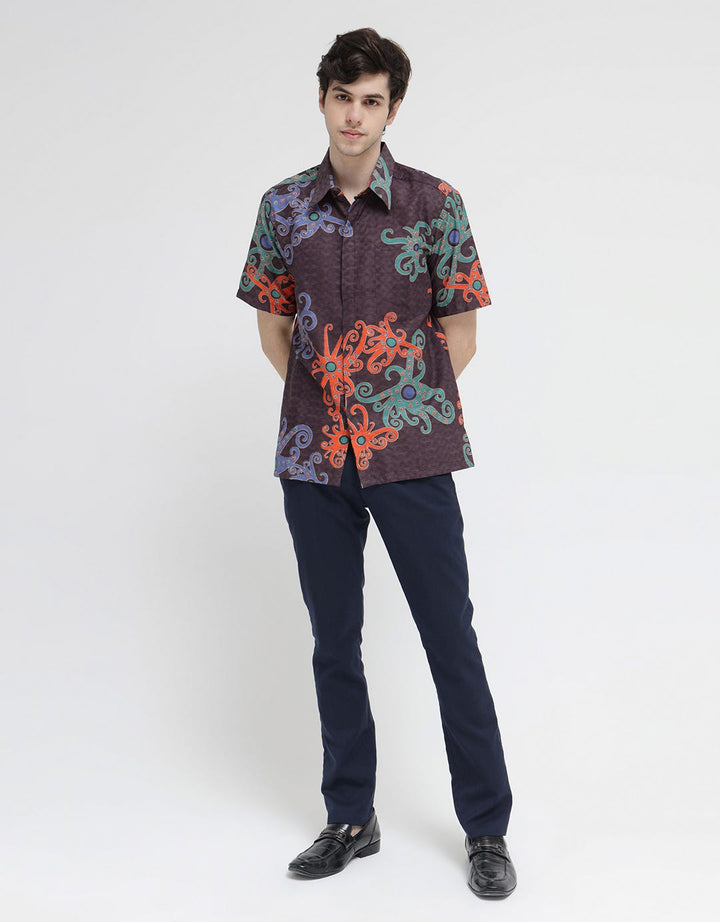 Arjuna Weda Hem Batik Cumik Warna
