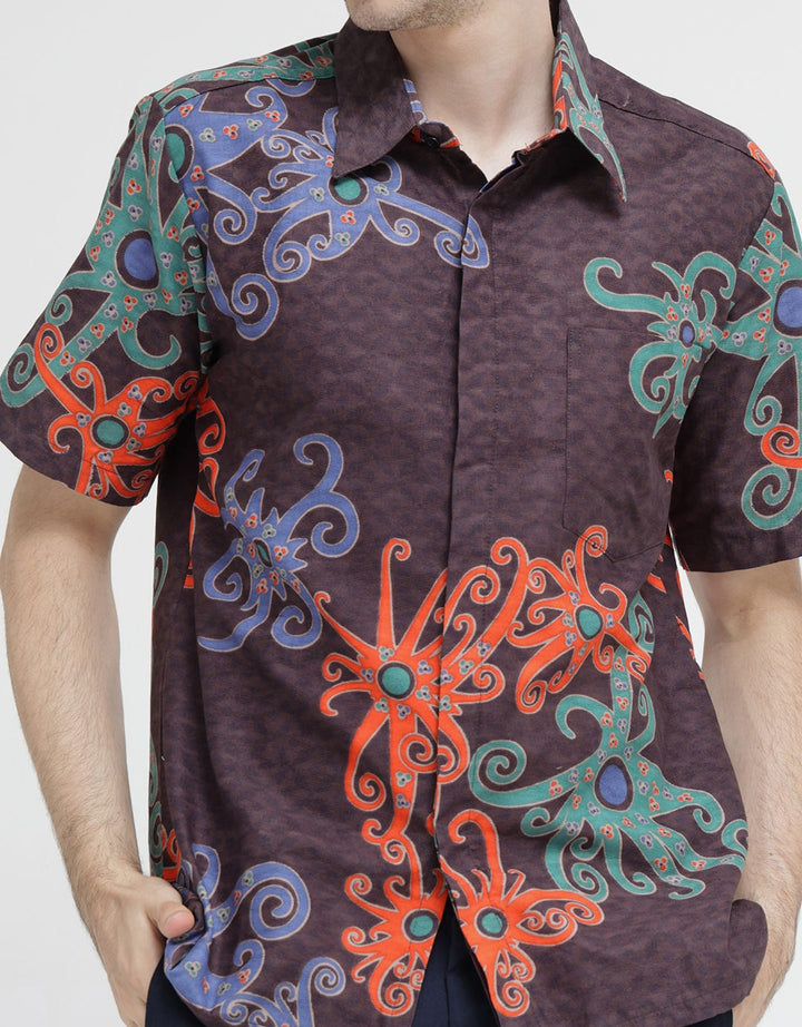Arjuna Weda Hem Batik Cumik Warna
