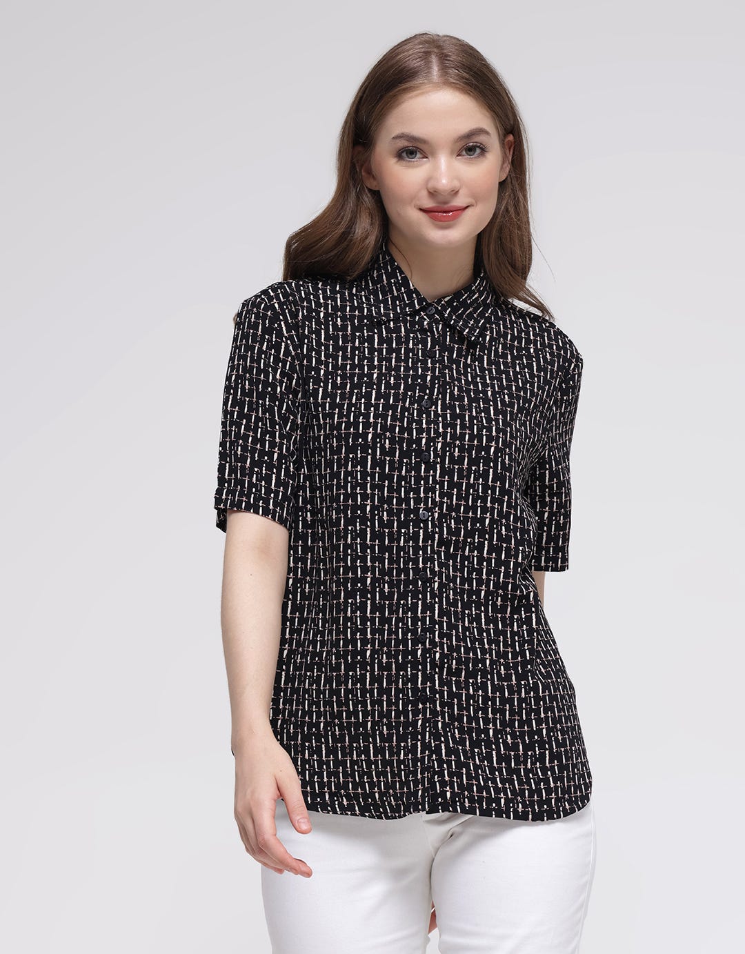 Connexion Wico Kemeja Lengan Pendek Wanita Print Zigzag