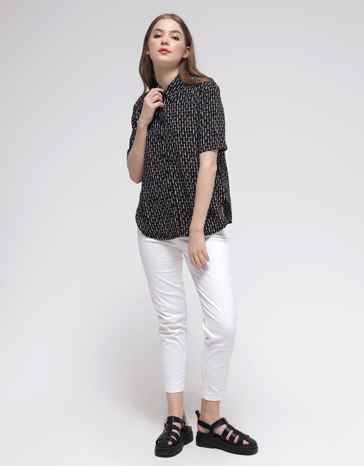 Connexion Wico Kemeja Lengan Pendek Wanita Print Zigzag