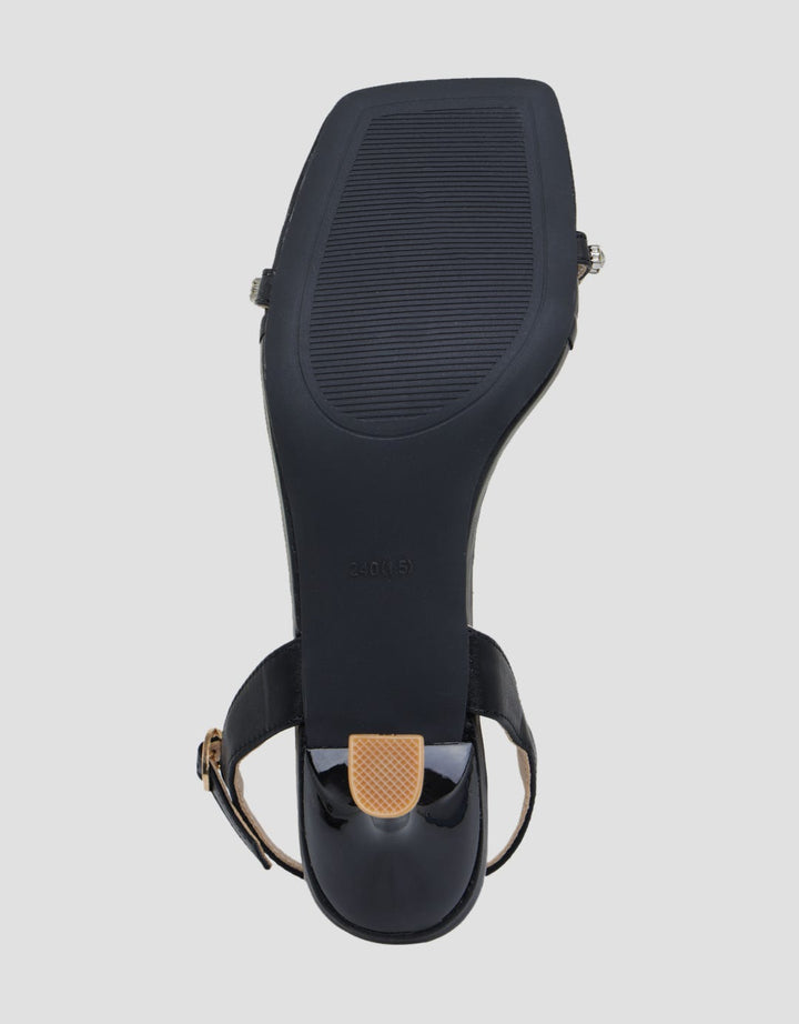 Peter Keiza Heels Pearl Accessories
