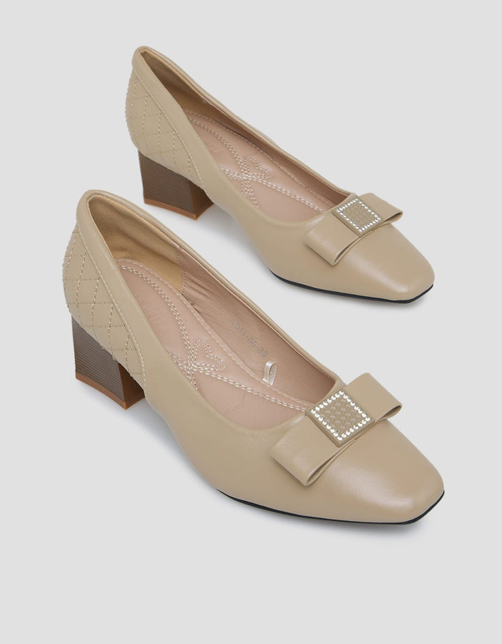 Peter Keiza Heels Detail Amante Cubes