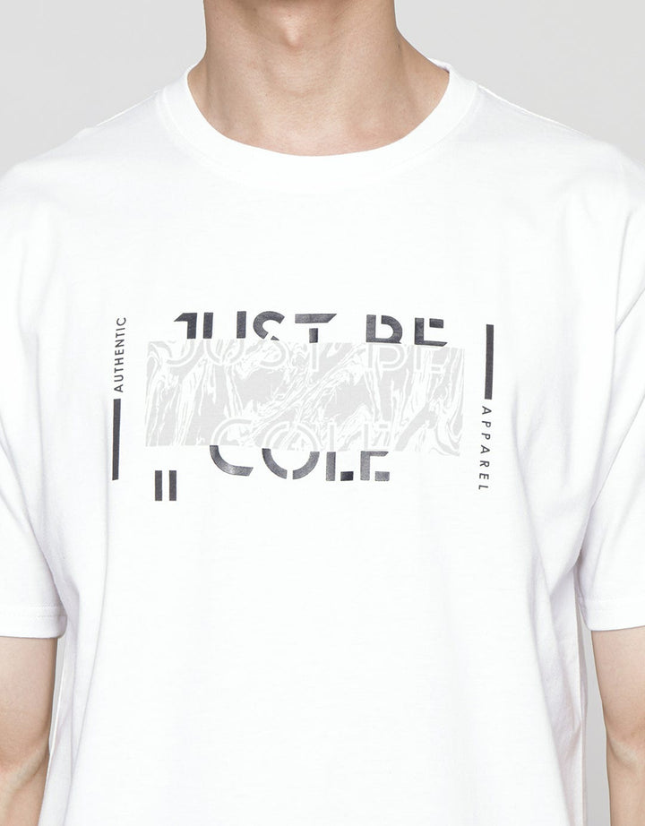 Cole Just Be Cole Print Kaos Pria