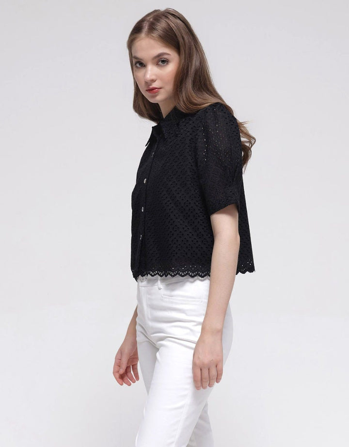 Details Brocade Eyelet Women's Short Shirt