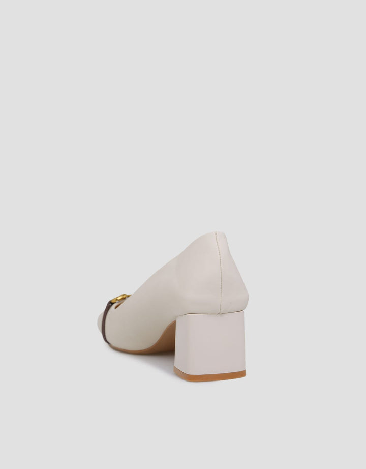 Peter Keiza Sepatu Hak Elegan