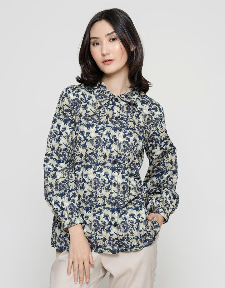 Expand Xeqa Women's Blouse